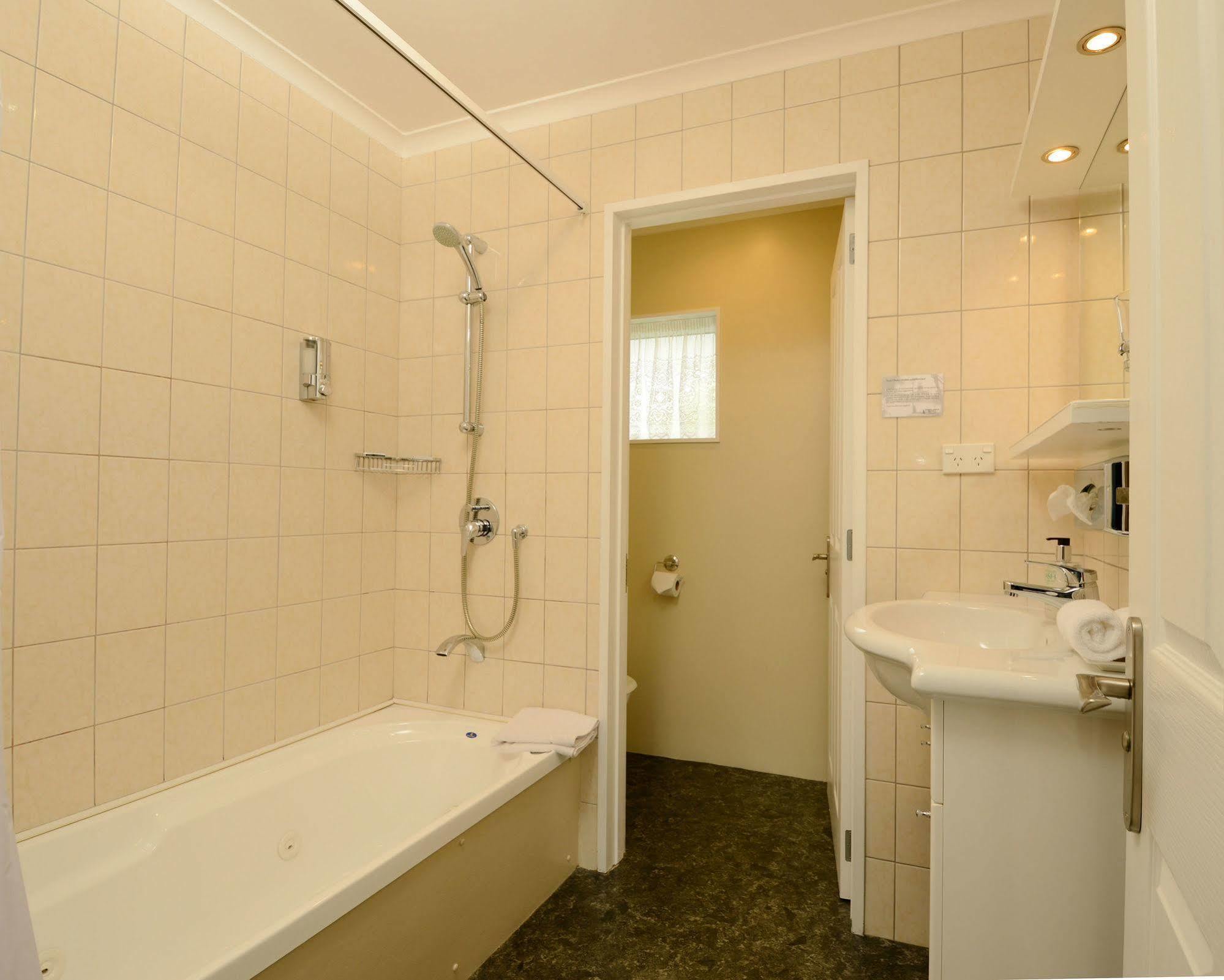 Tower Lodge Motel Invercargill Eksteriør billede
